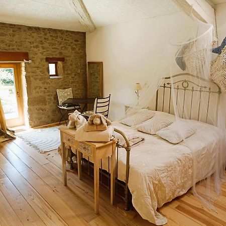 Un Jardin Sur La Colline Apartment Claveyson Exterior foto