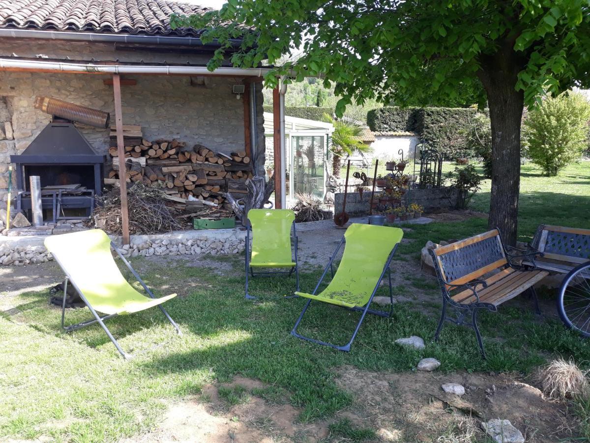 Un Jardin Sur La Colline Apartment Claveyson Exterior foto